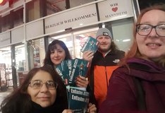 Verteilaktion DIE LINKE Mannheim während der Weihnachtszeit in Mannheim